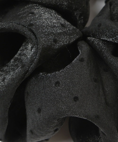 LOWRYS FARM（ローリーズファーム）の「ドットリボンツキシュシュ  605359（シュシュ・レディース・ホワイト/ブラック/ライトブルー/ピンク系その他・FREE）」の11枚目の写真