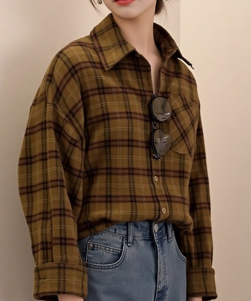 cammie(キャミー)の「コーデュロイシャツ(シャツ/ブラウス・レディース・モスグリーン/マスタード・M/L)」の2枚目の写真