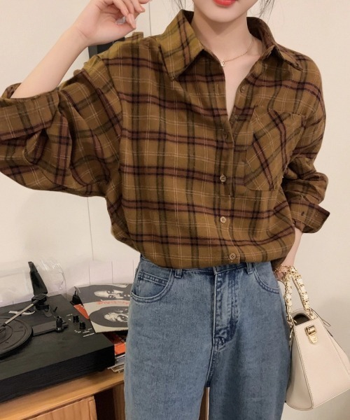 cammie(キャミー)の「コーデュロイシャツ(シャツ/ブラウス・レディース・モスグリーン/マスタード・M/L)」の11枚目の写真