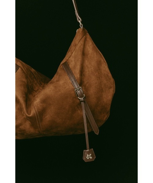 Knuth Marf(クヌースマーフ)の「suede moon bag(ショルダーバッグ・レディース・ブラウン/グレー・FREE)」の16枚目の写真