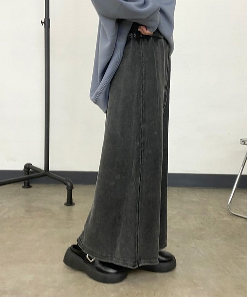 CRB(シーアールビー)の「ピグメントIラインロングスカート(スカート・レディース・グレー/ベージュ/ブラック/ブルー・F)」の9枚目の写真