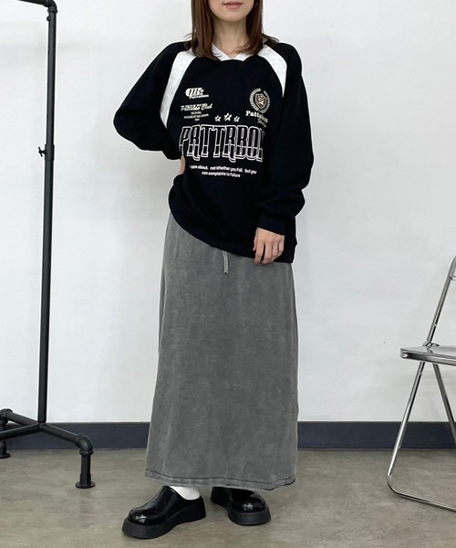 CRB(シーアールビー)の「ピグメントIラインロングスカート(スカート・レディース・グレー/ベージュ/ブラック/ブルー・F)」の17枚目の写真
