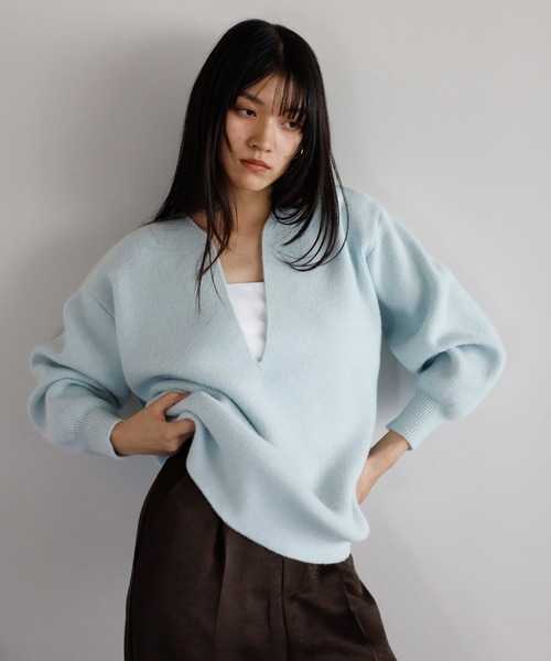 deep V neck highgauge knit pullover / 深Vネックハイゲージニット