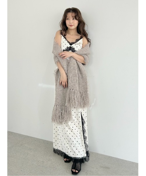 FRAY I.D（フレイアイディー）の「ブラッシュシャギーニットマフラー（ストール/ショール・レディース・ピンク/アイボリー/ライトベージュ・F）」の12枚目の写真