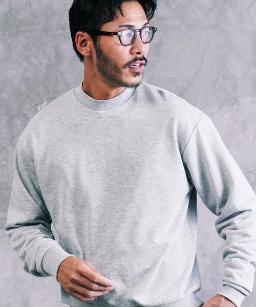 jiggys shop(ジギーズショップ)の「ワンポイント刺繍 裏毛 クルーネック スウェット トレーナー(スウェット・メンズ・ブラウン/グレー/ネイビー/ブラック/ホワイト・LARGE/X-LARGE/MEDIUM/SMALL)」の3枚目の写真