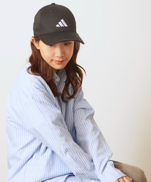 adidas（アディダス）の「adidas/アディダス カーブバイザー ロゴ刺繍 6パネルキャプ（キャップ・メンズ・ネイビー/ホワイト系その他/ブラック系その他/ブラック系その他2・M/L）」の15枚目の写真