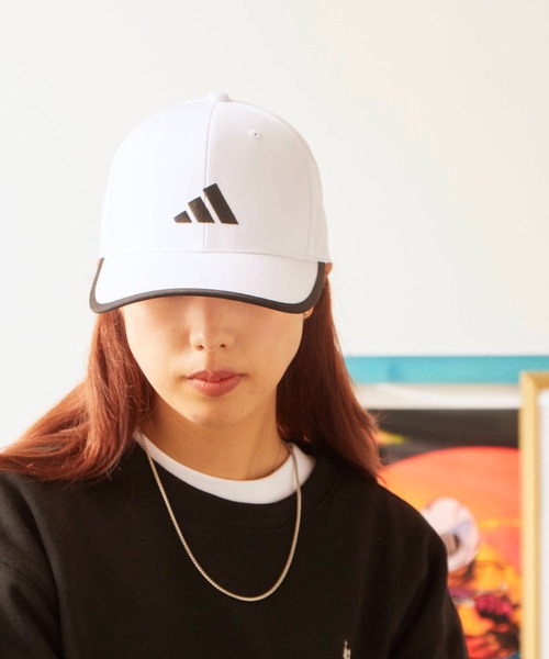 adidas（アディダス）の「adidas/アディダス カーブバイザー ロゴ刺繍 6パネルキャプ（キャップ・メンズ・ネイビー/ホワイト系その他/ブラック系その他/ブラック系その他2・M/L）」の11枚目の写真