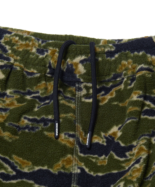 WKNDRS（ウィーキャンドース）の「CAMO FLEECE PANTS (CAMO)（その他パンツ・レディース・その他・MEDIUM/LARGE/X-LARGE）」の3枚目の写真