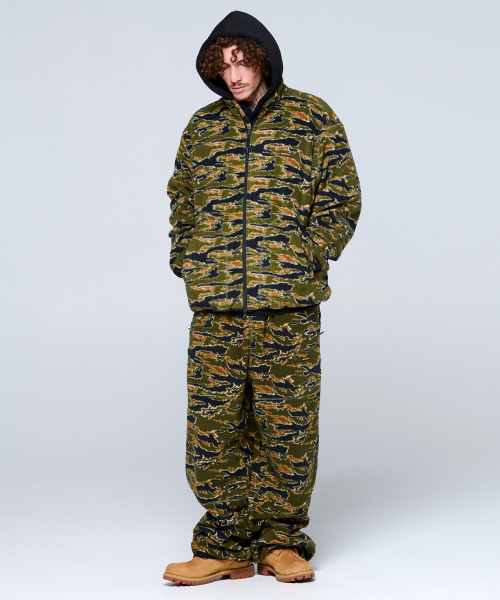 WKNDRS（ウィーキャンドース）の「CAMO FLEECE PANTS (CAMO)（その他パンツ・レディース・その他・MEDIUM/LARGE/X-LARGE）」の7枚目の写真