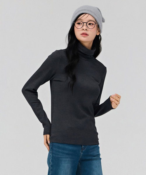 CHASECULT（チェイスカルト）の「ユニセックスエッセンシャルタートルネック起毛長袖Tシャツ-チャコール（Tシャツ/カットソー・メンズ・チャコールグレー・90/95/100/105）」の4枚目の写真