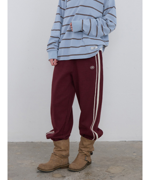 Kijun(キジュン)の「Double Line Track Pants Burgundy(スウェットパンツ・レディース・その他・MEDIUM/SMALL)」の2枚目の写真