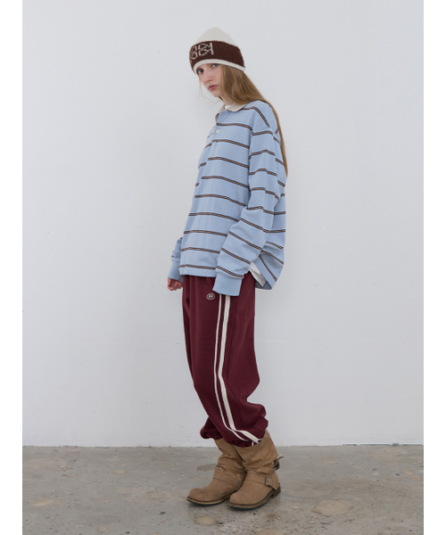 Kijun(キジュン)の「Double Line Track Pants Burgundy(スウェットパンツ・レディース・その他・MEDIUM/SMALL)」の4枚目の写真