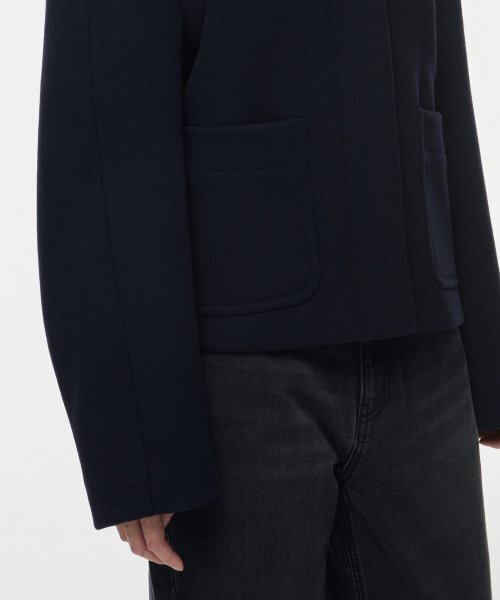 MUSINSA STANDARD WOMAN（ムシンサスタンダードウーマン）の「ウィメンズウールブレンドフェイクシアリングカラーショートコート[ネイビー]（チェスターコート・レディース・その他・LARGE/X-SMALL/SMALL/MEDIUM）」の9枚目の写真