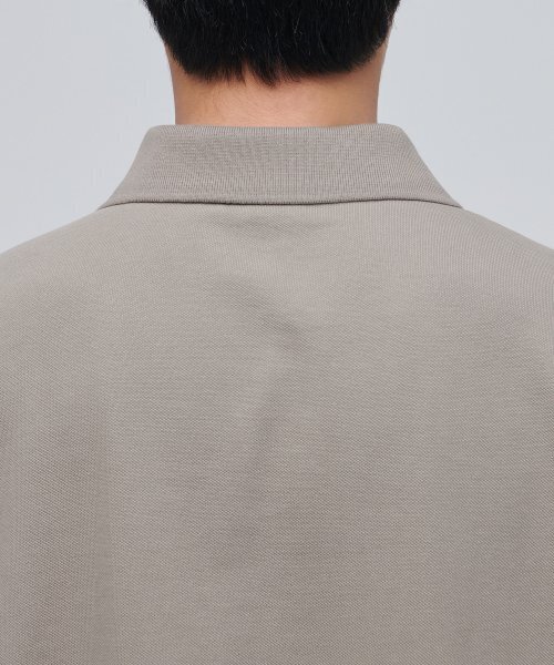 MUSINSA STANDARD(ムシンサスタンダード)の「スリットネックピケポロシャツ【ダスティベージュ】(ポロシャツ・メンズ・その他・SMALL/MEDIUM/LARGE/X-LARGE/XX-LARGE)」の5枚目の写真