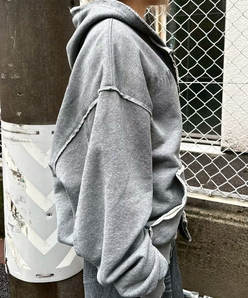 Never mind the XU（ネバーマインドザエックスユー）の「【Never mind the XU】damage oversized zip up hoodie / 【ネバーマインド ザ エックスユー】オーバーサイズダメージジップパーカー（パーカー・メンズ・ブラック/グレー・L）」の10枚目の写真