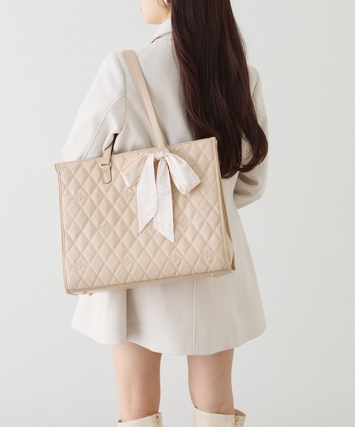 one after another NICE CLAUP（ワンアフターアナザーナイスクラップ）の「【LouLoumei】スカーフ付きキャリーオントートバッグ（トートバッグ・レディース・ブラック/ピンク/ベージュ/サックスブルー・FREE）」の21枚目の写真