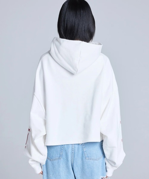 Little sunny bite（リトルサニーバイト）の「littlesunnybite/リトルサニーバイト/short D8 sweat hoodie（パーカー・レディース・ホワイト/ブラック・S/M）」の9枚目の写真