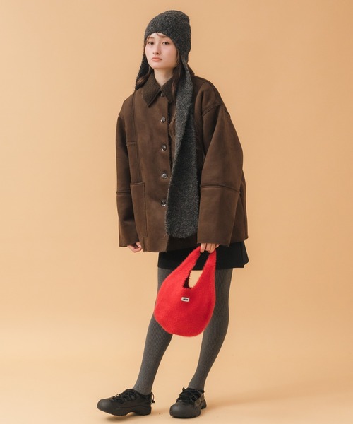 HEILIS（ヘイリス）の「シャギーニットバッグ / ニットバッグ シャギー レッド ブルー イエロー ブラック トレンド 冬服 秋服 小物 赤ニット クリスマス ギフト 贈り物 韓国 シンプル ガーリー ノームコア カジュアル（ハンドバッグ・レディース・レッド/ブラック/ブルー/イエロー・FREE）」の13枚目の写真