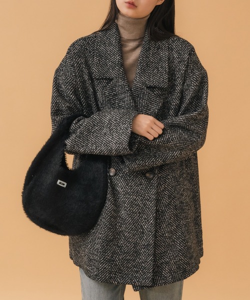 HEILIS（ヘイリス）の「シャギーニットバッグ / ニットバッグ シャギー レッド ブルー イエロー ブラック トレンド 冬服 秋服 小物 赤ニット クリスマス ギフト 贈り物 韓国 シンプル ガーリー ノームコア カジュアル（ハンドバッグ・レディース・レッド/ブラック/ブルー/イエロー・FREE）」の14枚目の写真