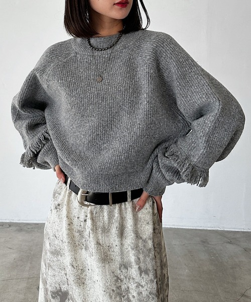 PAGEBOY（ページボーイ）の「フリンジスリーブショートハイネック（Tシャツ/カットソー・レディース・オフホワイト/グレー/ターコイズブルー/ブラック・FREE）」の4枚目の写真