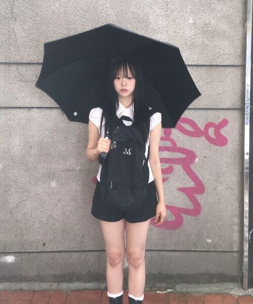 MUCENT(ムセント)の「ドンダシグネチャーロゴ刺繍ミニバックパック(ユニセックス)(バックパック/リュック・レディース・ブラック・FREE)」の10枚目の写真