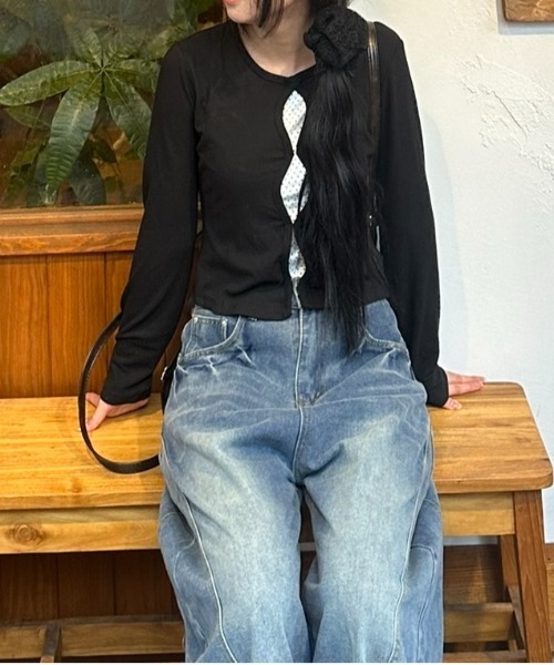 Vini（ヴィニ）の「【フロントカットアウト】ドットショート丈トップス（Tシャツ/カットソー・レディース・ブラック・MEDIUM）」の13枚目の写真