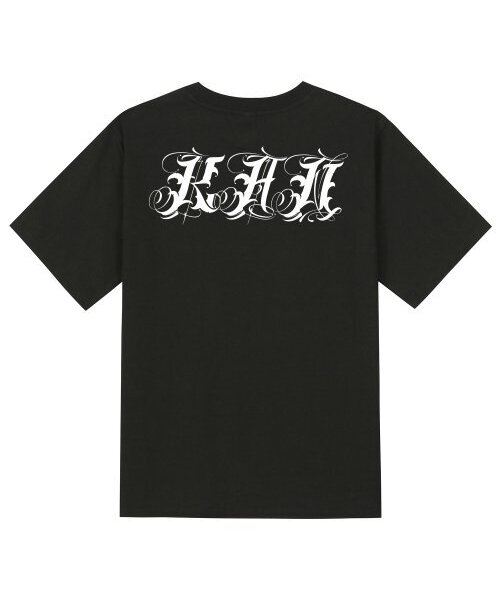 KAN6312(カン6312)の「KTB0098 チカノレタリング 半袖Tシャツ - ブラック(Tシャツ/カットソー・メンズ・その他・LARGE/MEDIUM/SMALL/X-LARGE)」の1枚目の写真