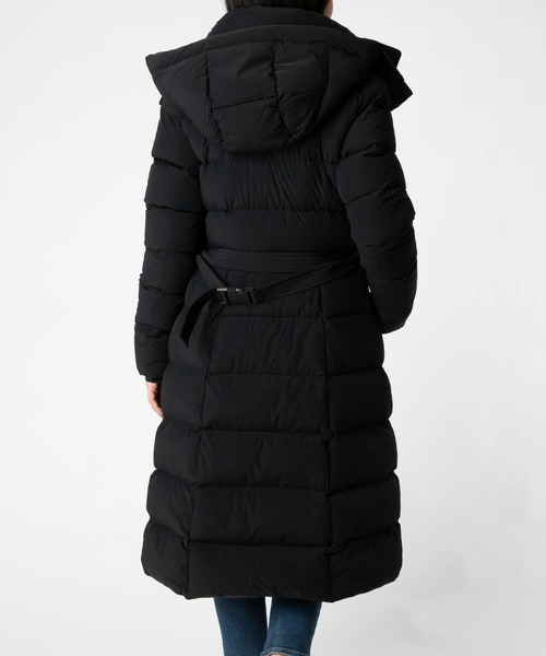 Mackage(マッカージュ)の「Mackage CORALIA-CITY Hooded Light Down Coat マッカージュ コラリア シティ ロング ダウンジャケット(ダウンジャケット/コート・レディース・ブラック/クリーム・MEDIUM/X-SMALL/SMALL)」の7枚目の写真