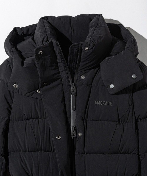 Mackage(マッカージュ)の「Mackage CORALIA-CITY Hooded Light Down Coat マッカージュ コラリア シティ ロング ダウンジャケット(ダウンジャケット/コート・レディース・ブラック/クリーム・MEDIUM/X-SMALL/SMALL)」の10枚目の写真