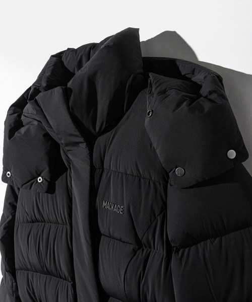 Mackage(マッカージュ)の「Mackage CORALIA-CITY Hooded Light Down Coat マッカージュ コラリア シティ ロング ダウンジャケット(ダウンジャケット/コート・レディース・ブラック/クリーム・MEDIUM/X-SMALL/SMALL)」の13枚目の写真