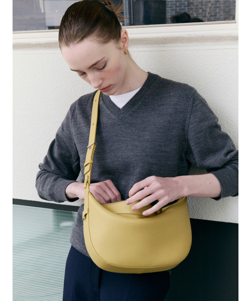 DEMERIEL（ドゥメリエル）の「Elise Hobo Bag Small Butter Beige（ショルダーバッグ・レディース・その他・FREE）」の2枚目の写真