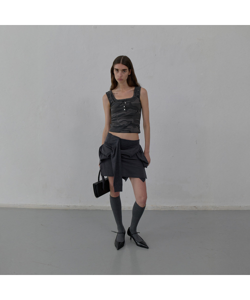 LCDC TM（エルシーディーシーティーエム）の「DOUBLE LAYERED TANK TOP CAMO (DARK GREY)（Tシャツ/カットソー・レディース・その他・SMALL/MEDIUM）」の4枚目の写真