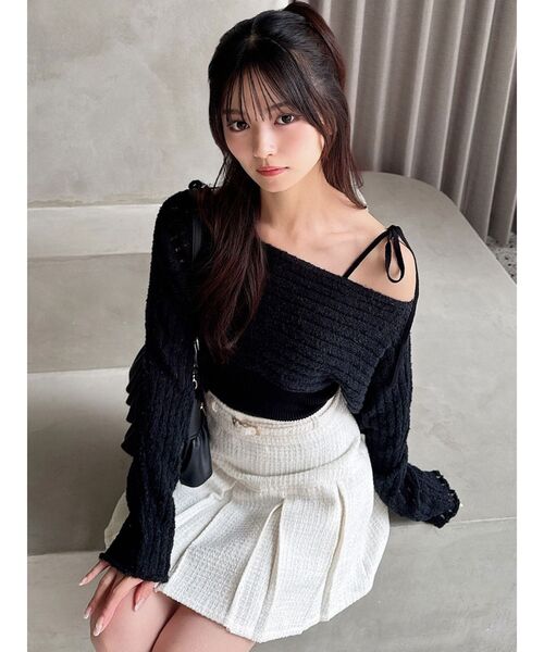 RESEXXY(リゼクシー)の「レイヤードニットトップス(ニット/セーター・レディース・レッド/ホワイト/ブラック・FREE)」の4枚目の写真