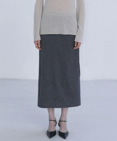 EN OR(エンオール)の「FLANNEL STRIPE STRAP SKIRT - GREY(スカート・レディース・その他・MEDIUM)」の1枚目の写真