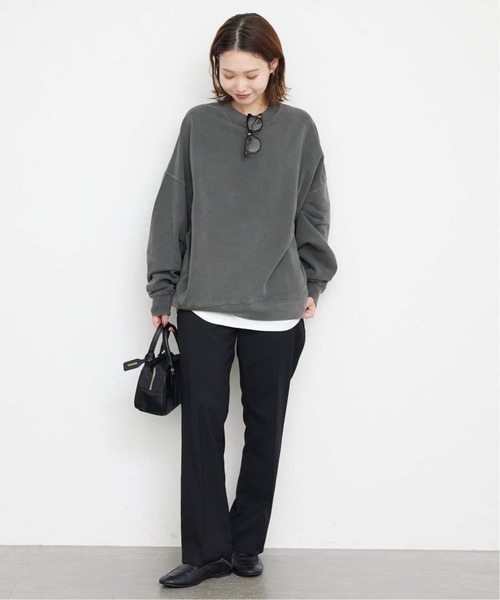 SLOBE IENA(スローブイエナ)の「《WEB限定/追加3》ビックシルエットピグメント裏毛プルオーバー(スウェット・レディース・ネイビー/ブラック系その他/ベージュ・FREE)」の4枚目の写真