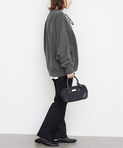 SLOBE IENA(スローブイエナ)の「《WEB限定/追加3》ビックシルエットピグメント裏毛プルオーバー(スウェット・レディース・ネイビー/ブラック系その他/ベージュ・FREE)」の6枚目の写真