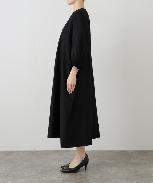 IENA（イエナ）の「Maison IENA 別注 Nell/ネル 袖フリルワンピース 252-40292（ワンピース・レディース・ブラック・FREE）」の15枚目の写真