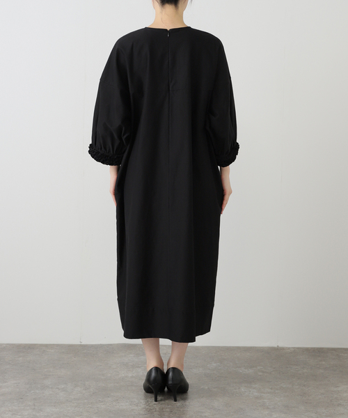 IENA（イエナ）の「Maison IENA 別注 Nell/ネル 袖フリルワンピース 252-40292（ワンピース・レディース・ブラック・FREE）」の16枚目の写真