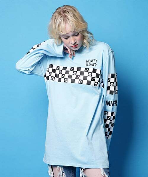 Monkey Flower(モンキーフラワー)の「共用チェッカーボードグラフィックレギュラーフィット長袖Tシャツ/MS1TS06U BLUE(Tシャツ/カットソー・レディース・その他・FREE)」の2枚目の写真