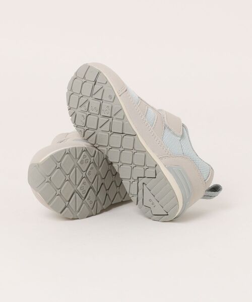 MoonStar(ムーンスター)の「【MoonStar/ムーンスター】YOZY TRAINER/ヨジートレーナー(スニーカー・キッズ・グレー・18.0cm/17.5cm/16.5cm/16.0cm/17.0cm/15.0cm/15.5cm)」の4枚目の写真