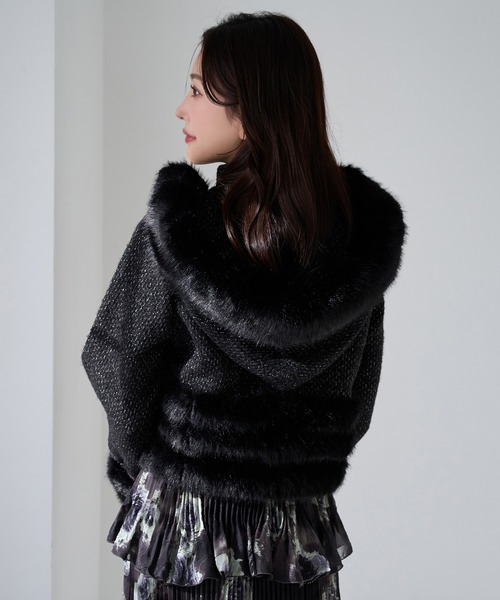 Seemi. byNICECLAUP（ シーミーバイナイスクラップ）の「【Seemi.】裾フェイクファージャケット（その他アウター・レディース・ブラック/アイボリー・FREE）」の11枚目の写真