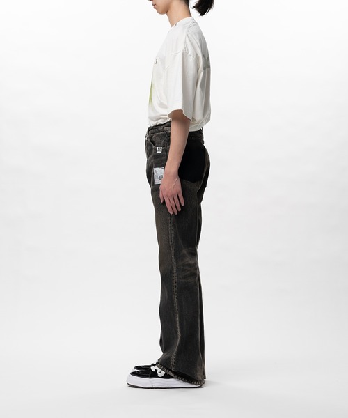 Maison MIHARA YASUHIRO(メゾンミハラヤスヒロ)の「Flared Denim Pants(デニムパンツ・メンズ・ブラック/インディゴブルー・44/46)」の17枚目の写真
