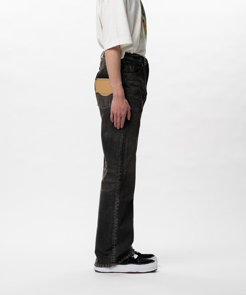 Maison MIHARA YASUHIRO(メゾンミハラヤスヒロ)の「Flared Denim Pants(デニムパンツ・メンズ・ブラック/インディゴブルー・44/46)」の19枚目の写真