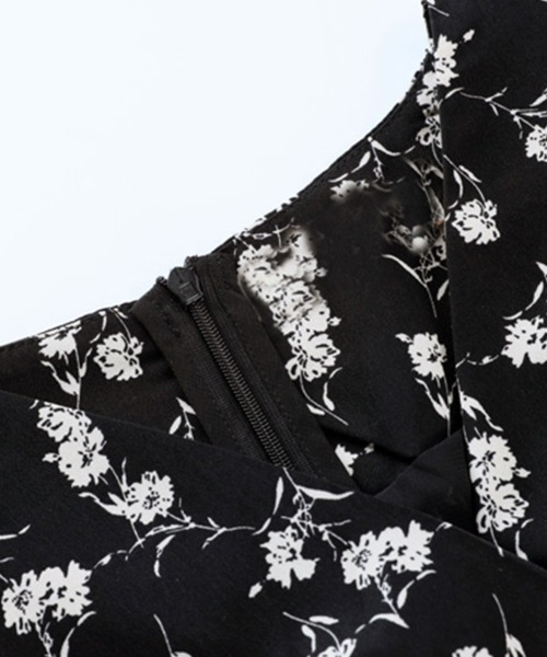 ONEP STAR(ワンピスター)の「花柄ロングワンピース(ワンピース・レディース・ブラック・MEDIUM/X-LARGE/LARGE)」の9枚目の写真