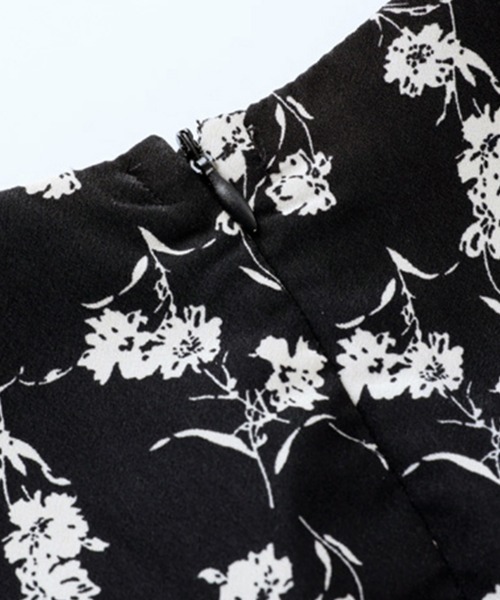ONEP STAR(ワンピスター)の「花柄ロングワンピース(ワンピース・レディース・ブラック・MEDIUM/X-LARGE/LARGE)」の12枚目の写真