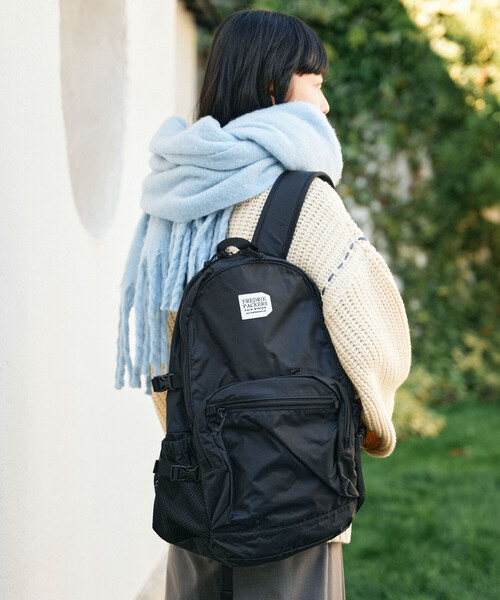 FREAK'S STORE（フリークスストア）の「＜新色追加＞FREDRIK PACKERS/フレドリックパッカーズ 210D DAY PACK TIPI/マザーズリュックサック/バックパック/デイパック（バックパック/リュック・レディース・ブラック/チャコールグレー・ONE SIZE）」の22枚目の写真