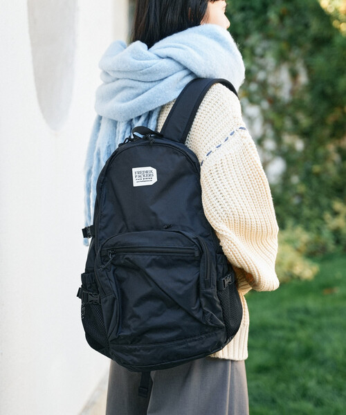 FREAK'S STORE（フリークスストア）の「＜新色追加＞FREDRIK PACKERS/フレドリックパッカーズ 210D DAY PACK TIPI/マザーズリュックサック/バックパック/デイパック（バックパック/リュック・レディース・ブラック/チャコールグレー・ONE SIZE）」の20枚目の写真
