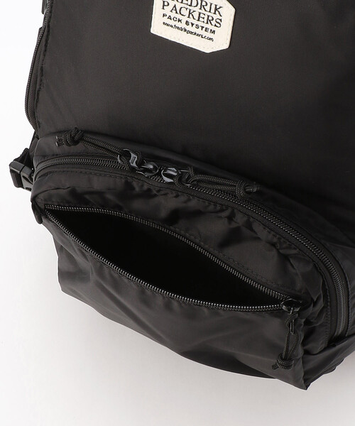 FREAK'S STORE（フリークスストア）の「＜新色追加＞FREDRIK PACKERS/フレドリックパッカーズ 210D DAY PACK TIPI/マザーズリュックサック/バックパック/デイパック（バックパック/リュック・レディース・ブラック/チャコールグレー・ONE SIZE）」の5枚目の写真