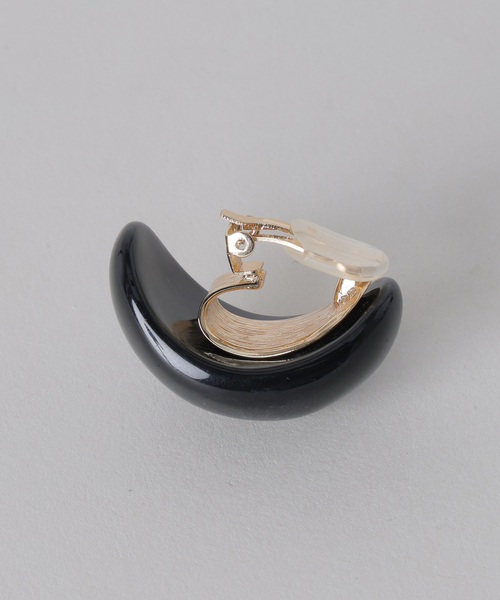 VERMEIL par iena(ヴェルメイユパーイエナ)の「MICHAEL NASH JEWELRY マイケルナッシュジュエリー レジンイヤリング(イヤリング・レディース・ブラック/ブルー/レッド・FREE)」の7枚目の写真