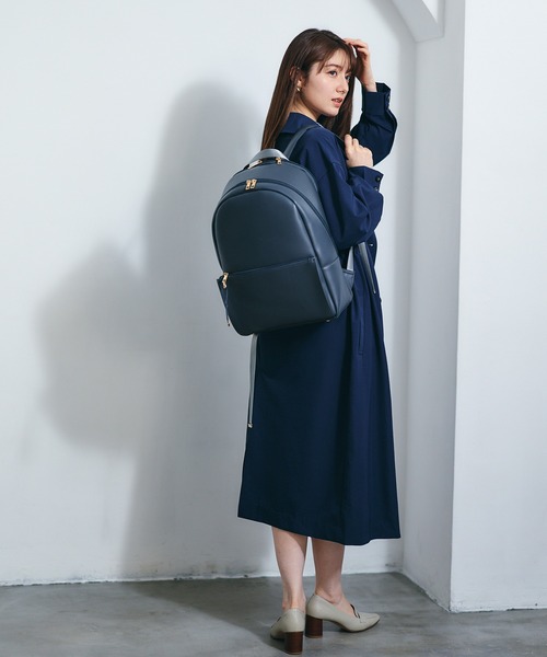 12Twelve Agenda(トゥエルブ アジェンダ)の「PC収納付き合皮A4リュック(バックパック/リュック・レディース・チャコールグレー/ライトグレー/ブラウン・FREE)」の10枚目の写真